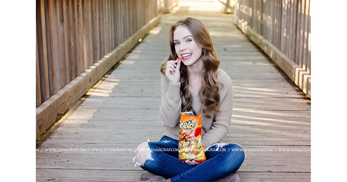 AnnaGrafPhotography-SeniorPictures-Cheetos6